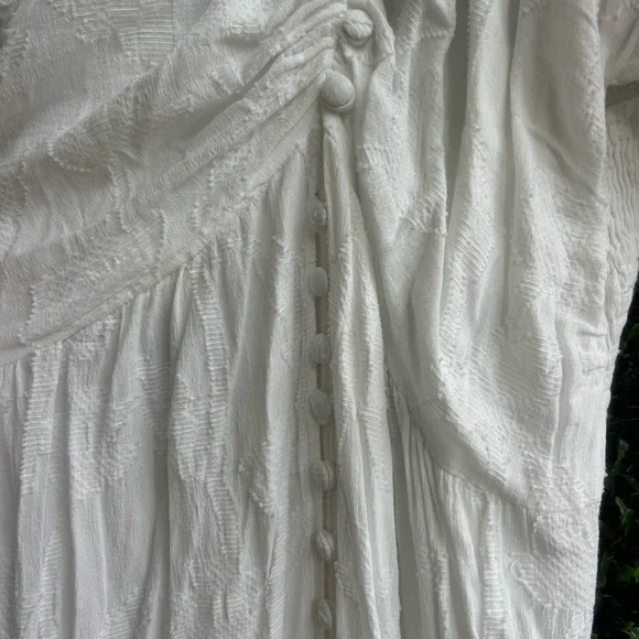 Anthropologie Cream Tiered Maxi Dress with Puff Sleeves - Picture 2 of 4